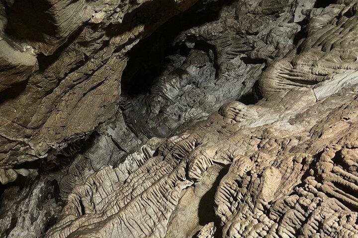 Tour de medio día por las cuevas de Sterkfontain y el Museo Maropeng