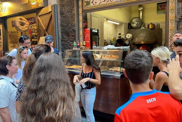 Eating Naples Street Food Tour with Guided Tasting and Sightseeing