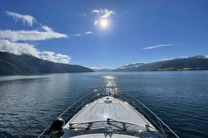 Croisière privée 2D de Bergen à Sognefjord, Flåm et Nærøyfjord