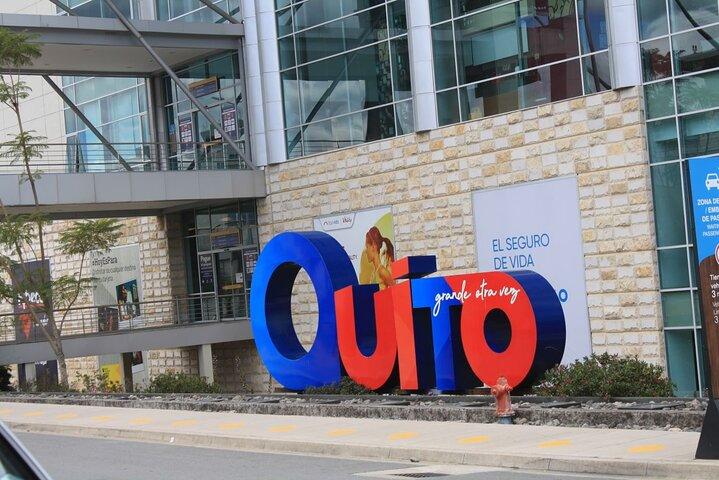 Privat transport från flygplats till hotell i Quito eller vice versa (enkel väg)