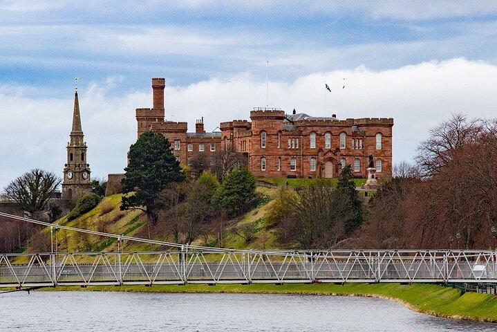 Visite privée d'une journée complète au château d'Urquhart, au Loch Ness et à Inverness