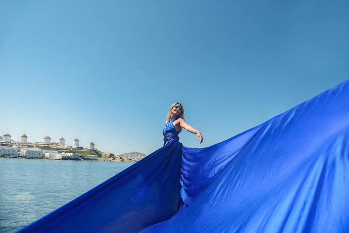 アテネ-ギリシャ：FLYING DRESS撮影体験を予約