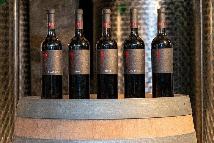 Besichtigung der Klosterweinkellerei und Weinprobe