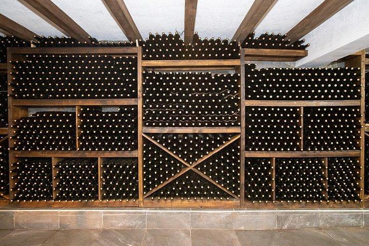 Besichtigung der Klosterweinkellerei und Weinprobe