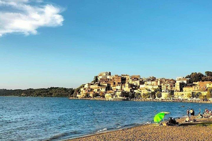 チヴィタヴェッキアからのエトルリアの田園地帯の湖と要塞ツアー