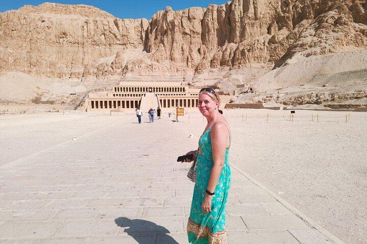 Luxor private-Half day Hatshepsut temple ,Valley King ,Colossal Memnon & Lunch