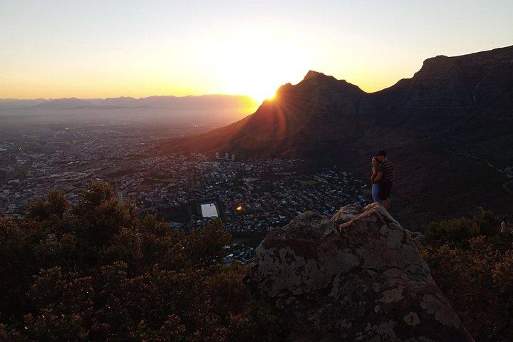 Camine por Table Mountain o Lions Head en Ciudad del Cabo como un local
