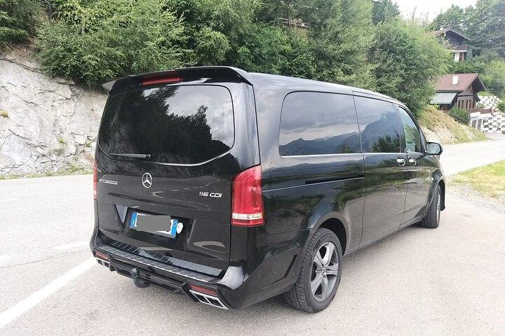 Napoli Airport (NAP) to Napoli Hotel or Port - Round-Trip Private Transfer