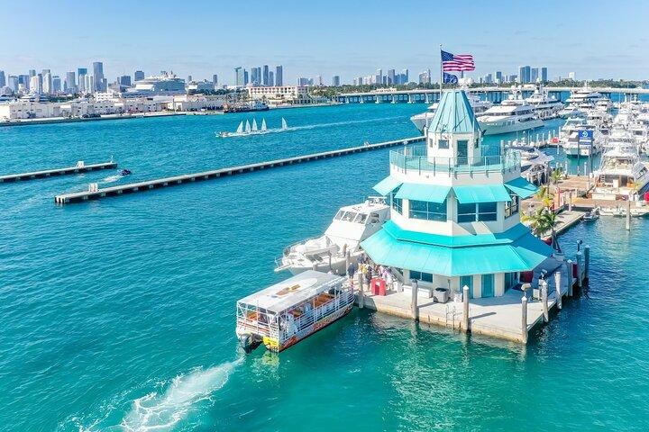 Maimi Water Taxi su Biscayne Bay da e per South Beach