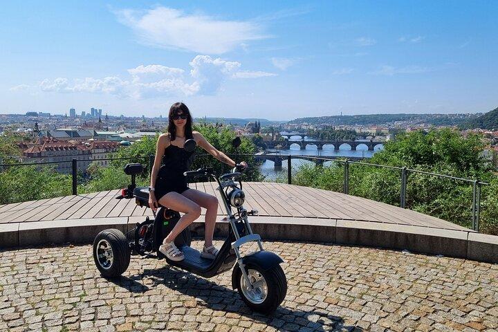 ライブガイド️Trike-Harley️プラハのビューポイントツアー