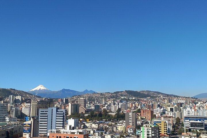 Privat transport från flygplats till hotell i Quito eller vice versa (enkel väg)