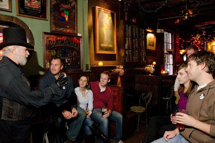 Original Fells Point Haunted Pub Tour von Baltimore Ghost Tours