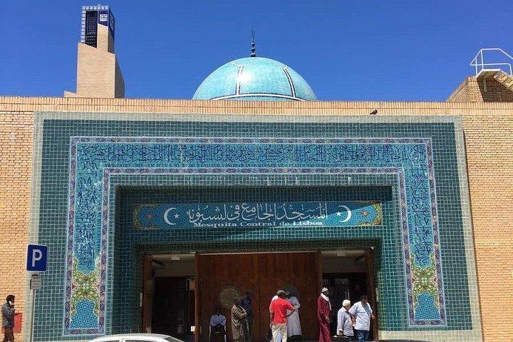 イスラム教徒に優しい昼食付きハラールリスボンプライベートツアー