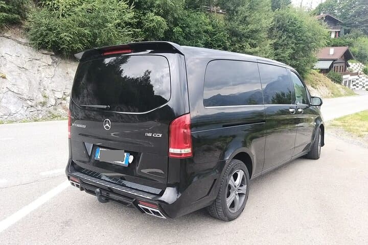Malpensa Milan Airport (MXP) to Cernobbio - Round-Trip Private Transfer