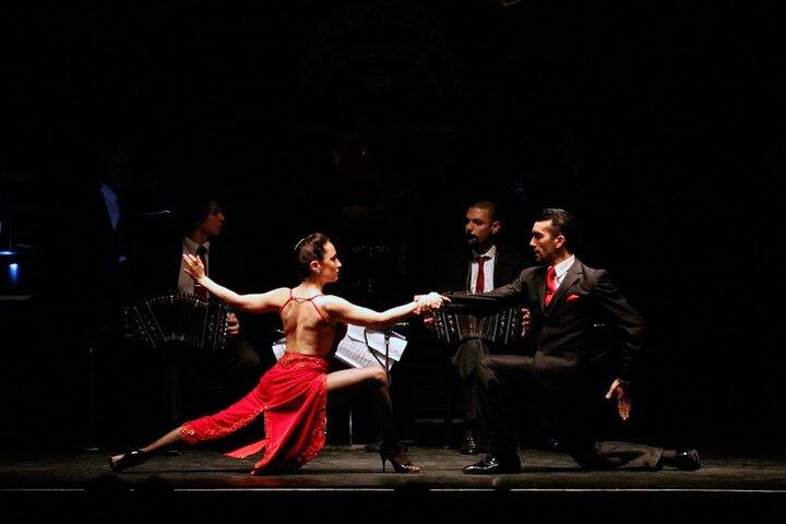 Show de Tango en La Ventana, con Cena Opcional