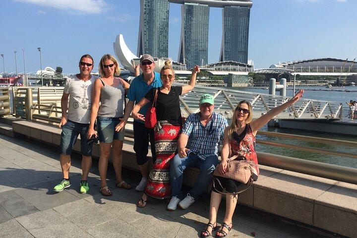 Singapore Stadtrundfahrt auf Deutsch