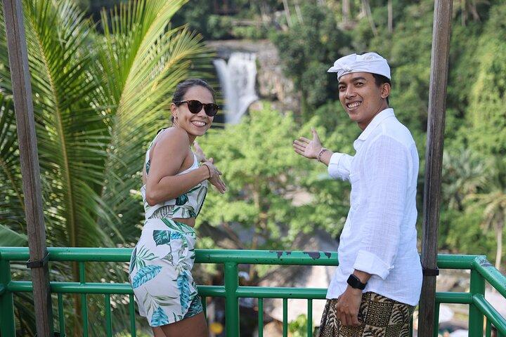 Tour privado: lo mejor de Ubud y el templo de Tanah Lot con todo incluido