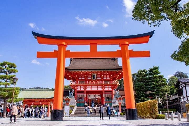 Excursão de meio dia para degustação de saquê em Kyoto e cruzeiro