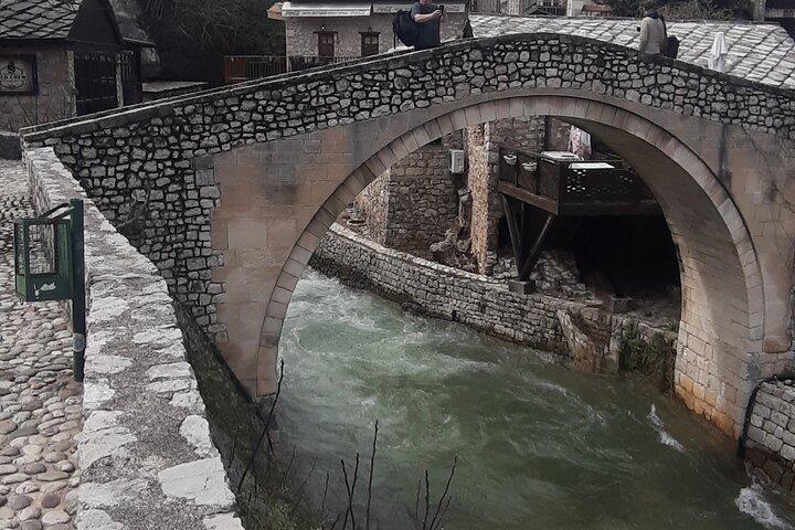 Heldagstur i Mostar och Kravica vattenfall liten grupp