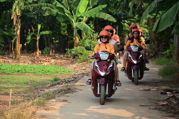 Hanoi Motorcykel ledet af kvinder: Hanoi Countryside Motorcykelture