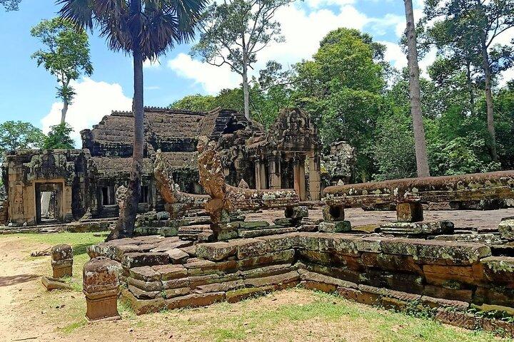 Private Angkor Wat Guided Sunset Tour