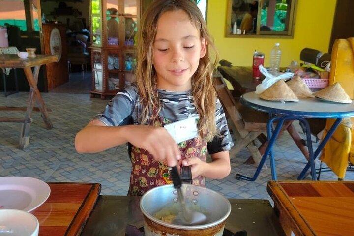 Kochabendkurs Chiang Mai Besuchen Sie den Bio-Garten und -Markt
