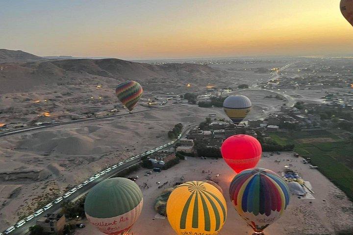 Luxor-Tagestour ab Kairo mit dem Flugzeug