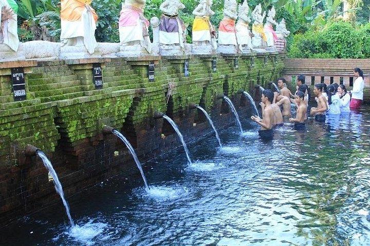 バリ スピリチュアル ジャーニー - 食べて、祈って、恋をするツアー (プライベート & オールインクルーシブ)