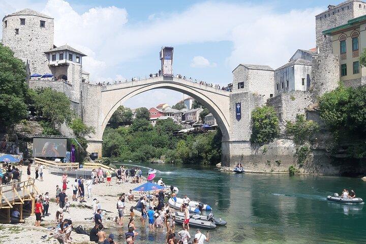 Heldagstur i Mostar och Kravica vattenfall liten grupp