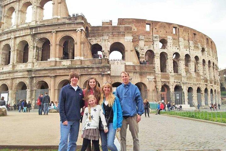 Tour per piccoli gruppi del Colosseo romano per bambini e forum