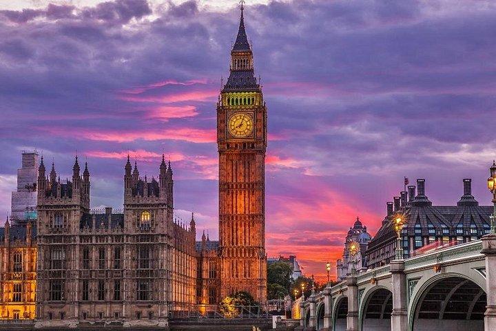 クラシックな旅程でのロンドンの 4 時間プライベート ガイド ツアー