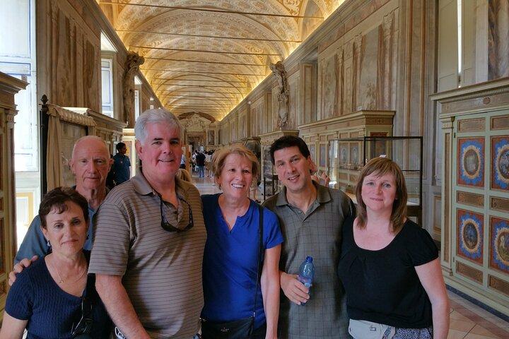 Vatican & Sistine Chapel Private Skip-the-line Tour with PhD Licensed Guide