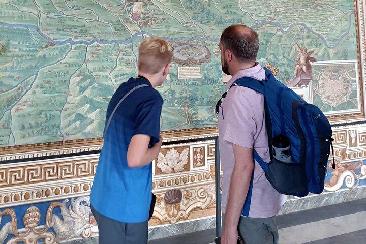 Vatican & Sistine Chapel Private Skip-the-line Tour with PhD Licensed Guide