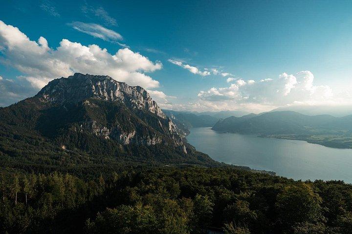 Guided Private Tour: Hallstatt After the Crowds & Treetop Path