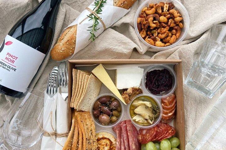 Privat Farm Picknick för 2 på Red Hill på Morningtonhalvön