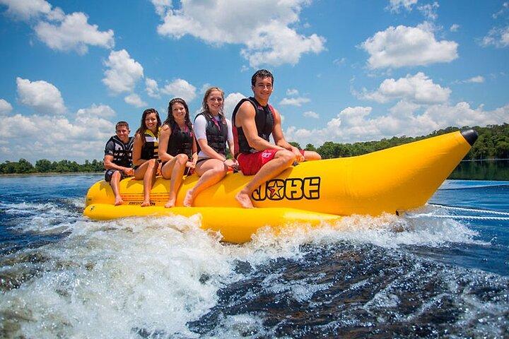 Bali Watersport Package: Parasailing Adventure, Jet Ski, Banan og Donut Boat