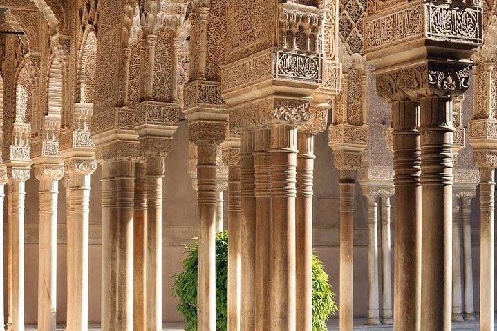 Excursión Privada a la Alhambra De Granada Desde Sevilla