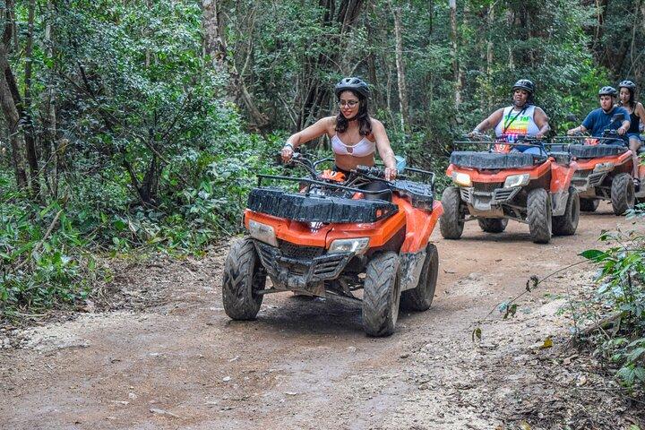 La migliore giornata di adrenalina Atv condivisi, zipline e cenote Playa del Carmen