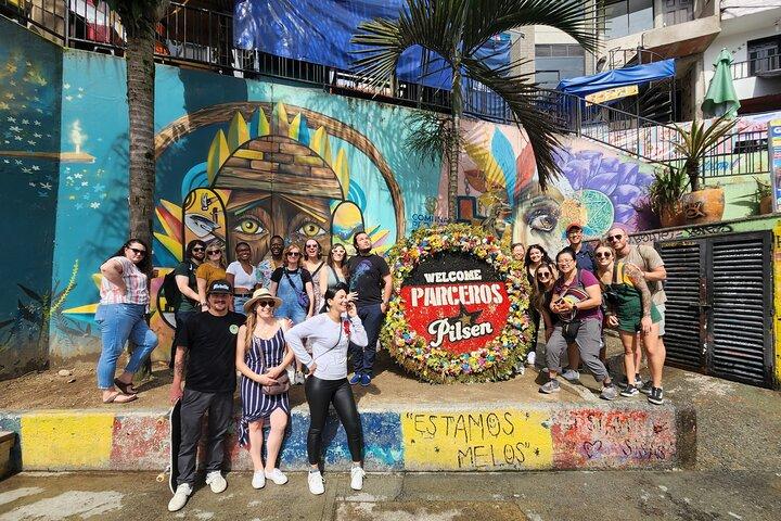 Inde i den rigtige Comuna 13 og Graffiti privat tur fra Medellin