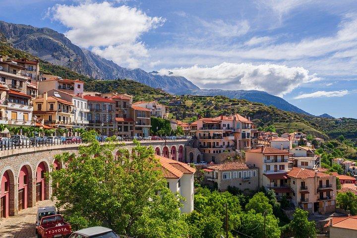 Premium Delphi Day Trip con una guida esperta, museo e pranzo