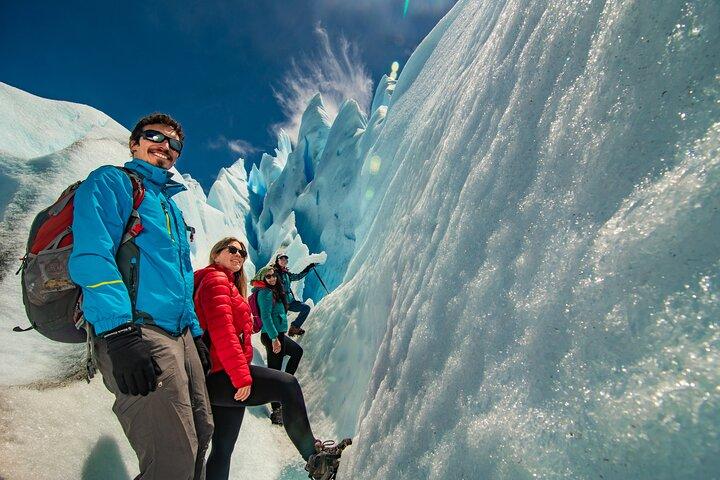 Perito Moreno Ice Trek: ミニトレッキング（遊歩道とボートライド付き）