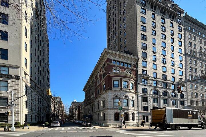 Fifth Avenue Gilded Age Mansions Walking Tour