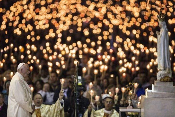 Fuld dag privat tur: Fátima Sanctuary, Batalha, Nazaré, Óbidos