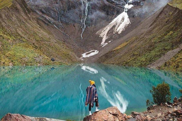 Heldagstur til Humantay Lagoon