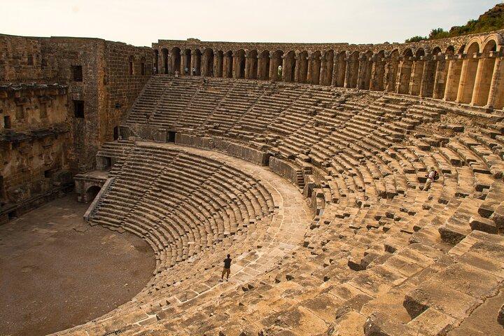 Excursion d'une journée à Perge, Aspendos, Side et Cascade