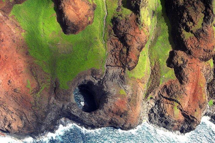 カウアイ島：ナパリ海岸ボートツアーとシュノーケリング