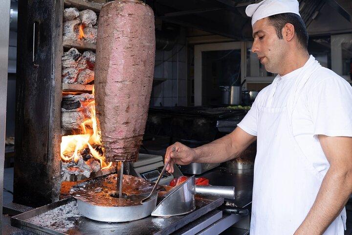 Istanbul Taste of Two Continents Food Tour - Mercado de Spice e Ferry
