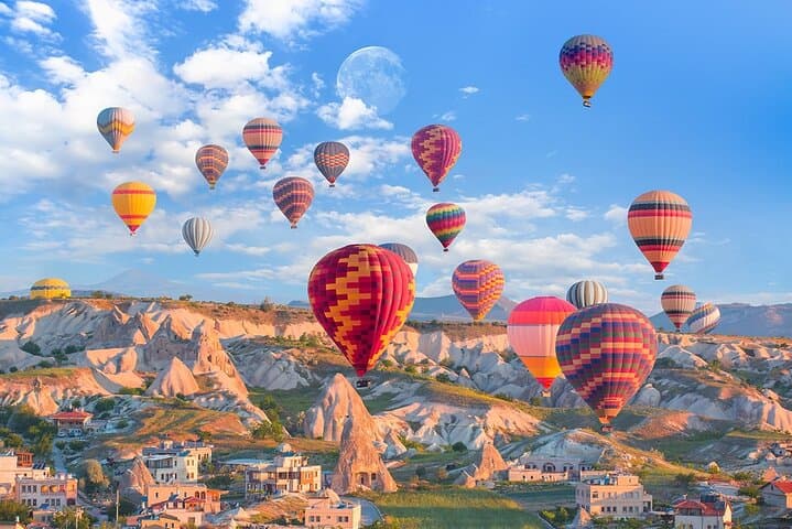 Cappadocia Tour 2-Day 1 Night from Istanbul by Plane included Balloon Ride