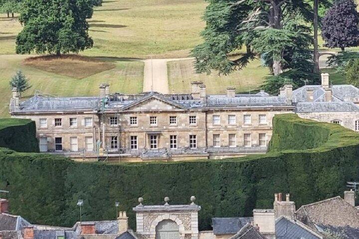 Os contos altos e a história oculta de Cirencester: um tour de áudio autoguiado