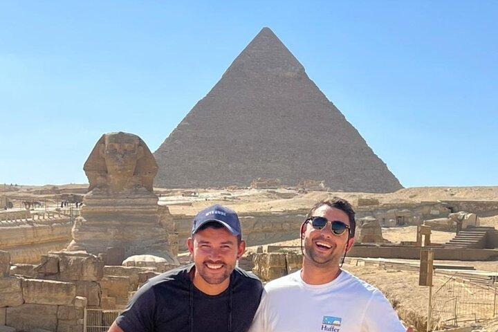 Giza pyramider, sfinx, kamel, lunch och grand museum (GEM)